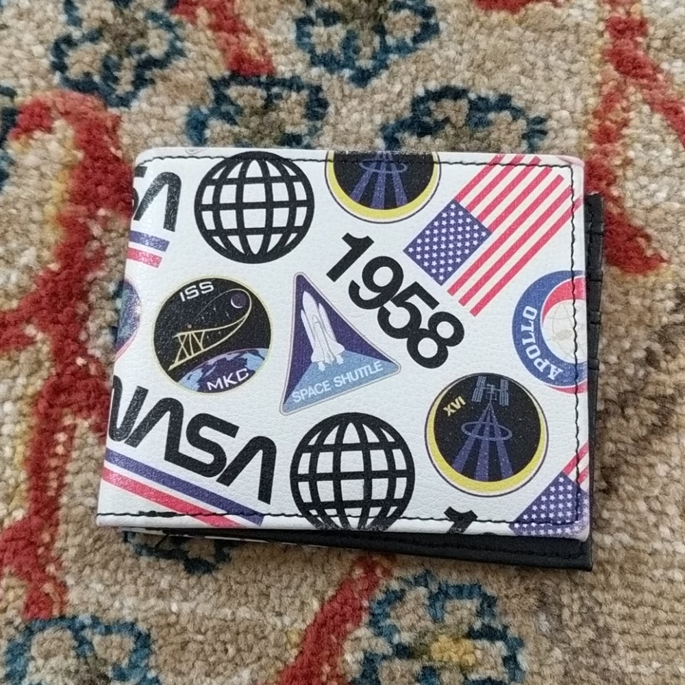 Buzz Aldrin wallet